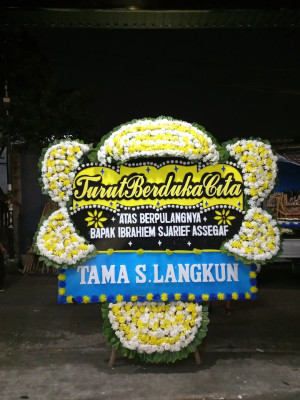 Papan Bunga Duka di Batu Urip Taba